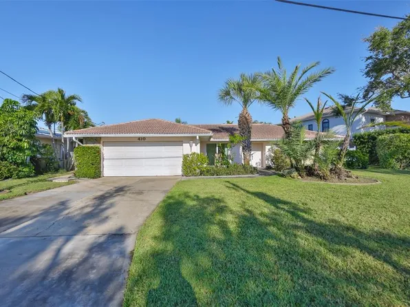 410 Harbor Dr N, Indian Rocks Beach, FL 33785