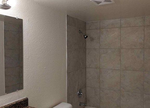 5th image of 2333 W Glenrosa Ave Suite 124