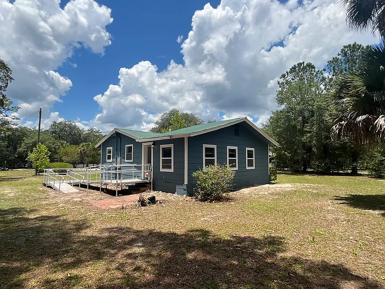 148 Willis Rd — Photo 3
