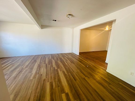 5th image of 709 S Avenue B