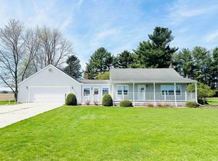 61563 Orange Rd, South Bend, IN 46614