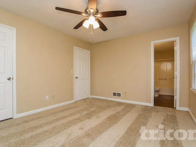 1202 Holly Hills Dr SW — Photo 27