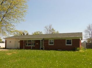 1239 E Hazelwood North Dr, Shelbyville, IN 46176