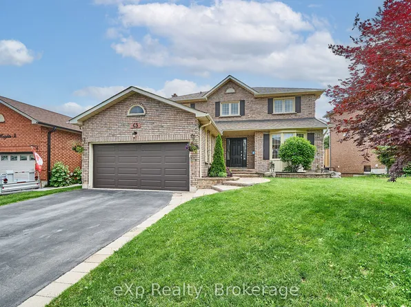 43 Forest Heights St, Whitby, ON L1R 1T7