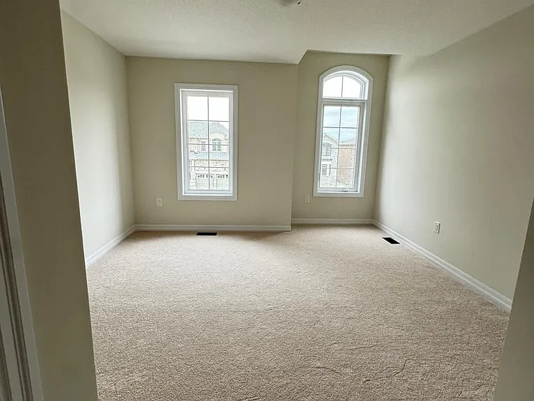 232 Warden St — Photo 29