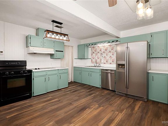 5th image of 705 Ivy Ave