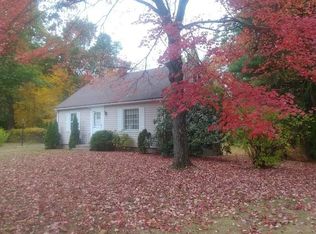 486 Maple Rd, Longmeadow, MA 01106