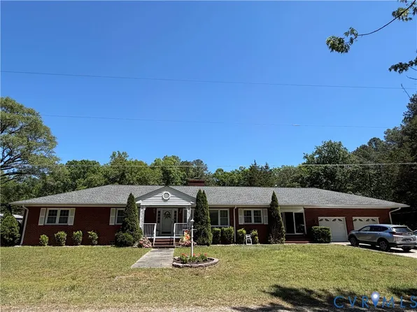 285 Michaels Ln, Mattaponi, VA 23110