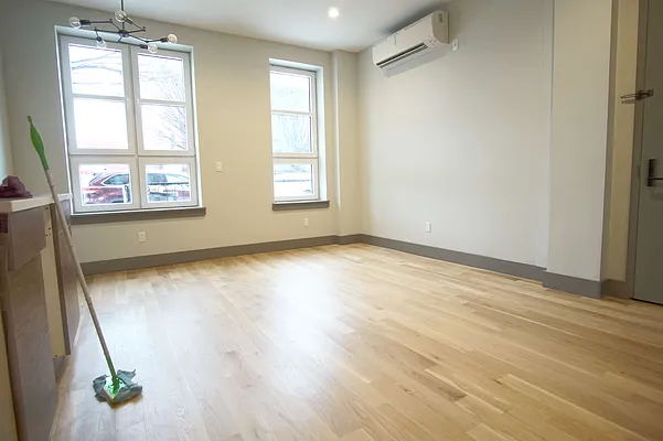 Rented by Lofts and Flats LLC | media 47