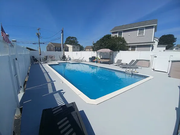 550 Winnacunnet Rd Unit 210, Hampton, NH 03842