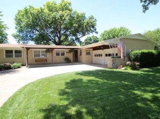 3201 N Carlock Ave, Wichita, KS 67204