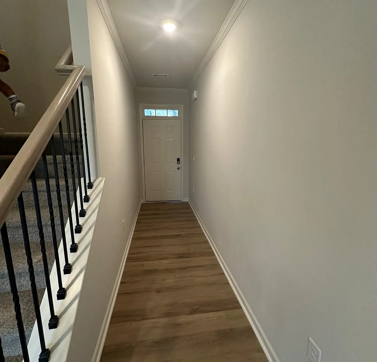 3 bed, 2.5 bath, 1857 sqft, $2,150 — Photo 3