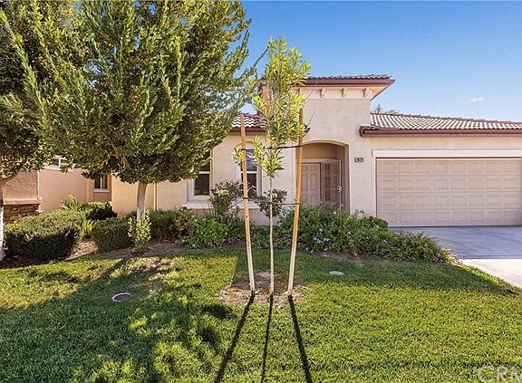 4th image of 28375 Long Meadow Dr