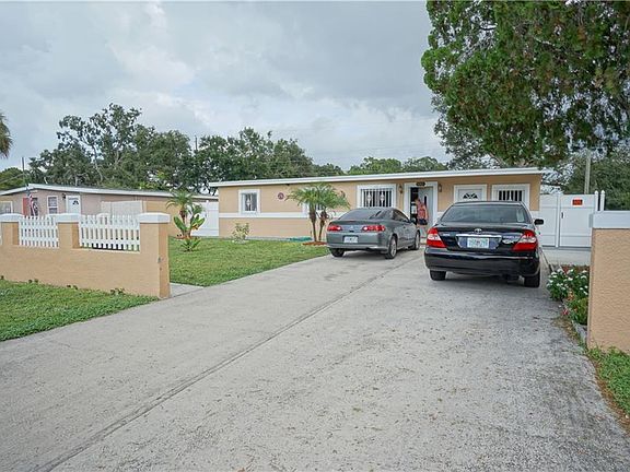 3rd image of 6001 N Cameron Ave