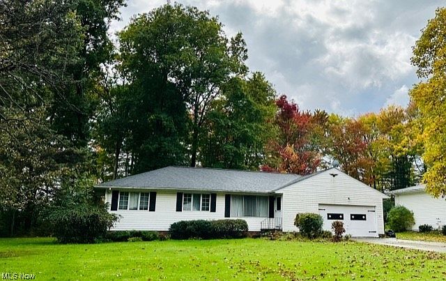1st image of 6862 Westview Dr