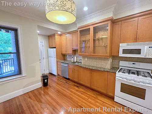 268 River St #4 Photo 1