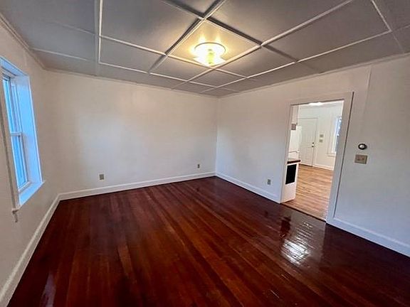 4th image of 11 N Spooner St #1