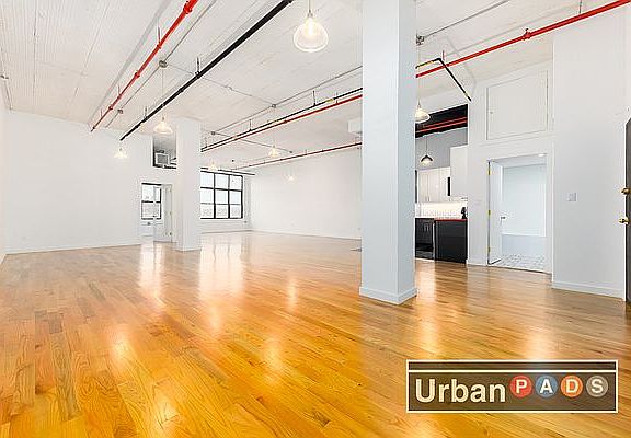 4th image of 118 McKibbin St #408