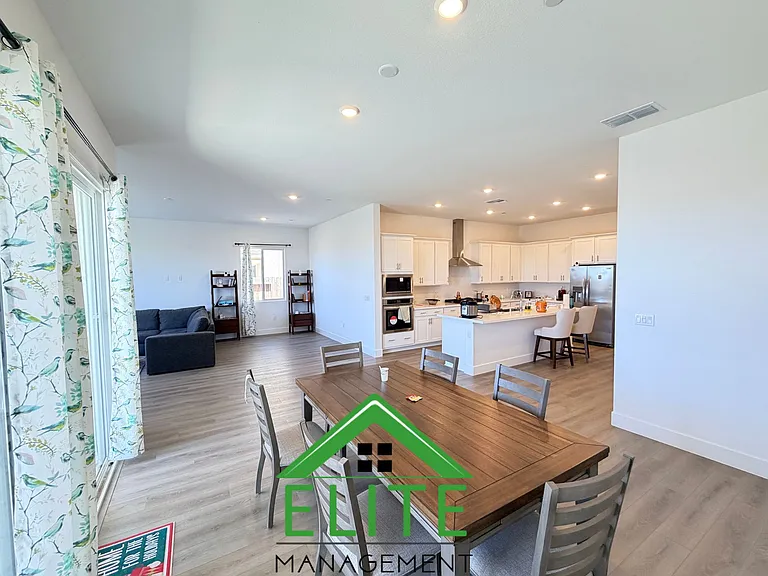 12712 Toucan Cir — Photo 14