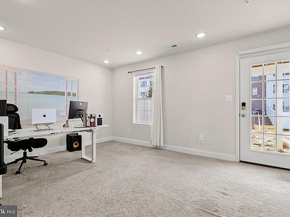 5th image of 1317 Spindrift Rd