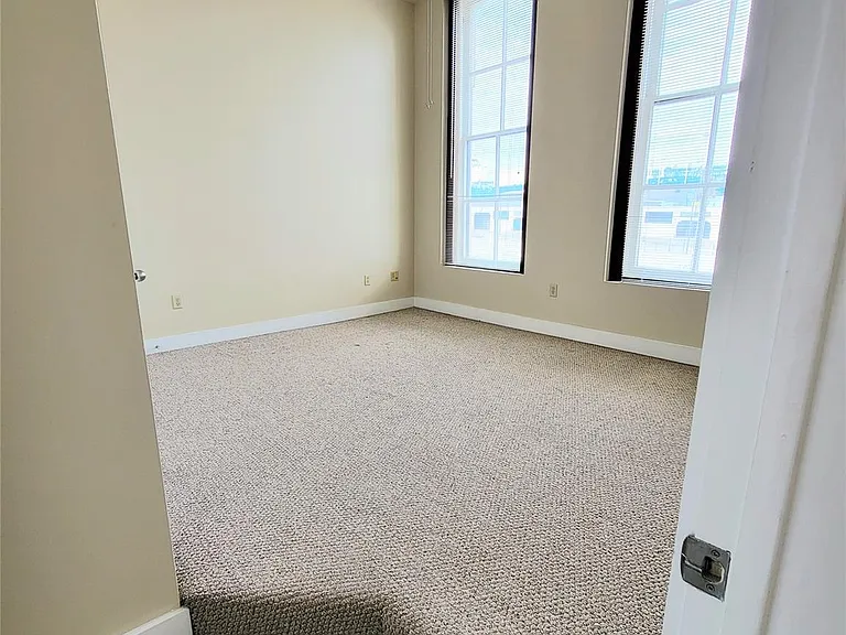 2315 Harborside Dr #201 — Photo 8