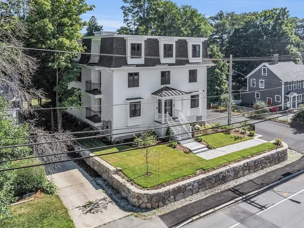 50 Main St #201, Pepperell, MA 01463