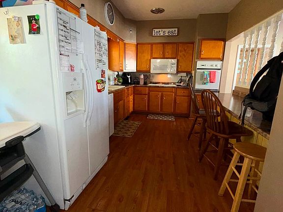 5th image of 525 Virginia Ave