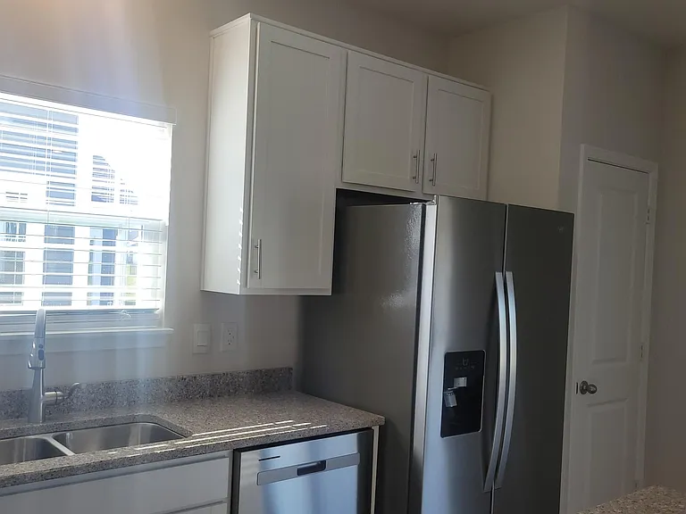 6724 Cardiff Dr — Photo 39