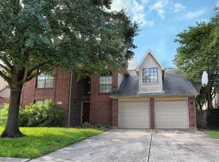 10903 Spruce Dr S, La Porte, TX 77571