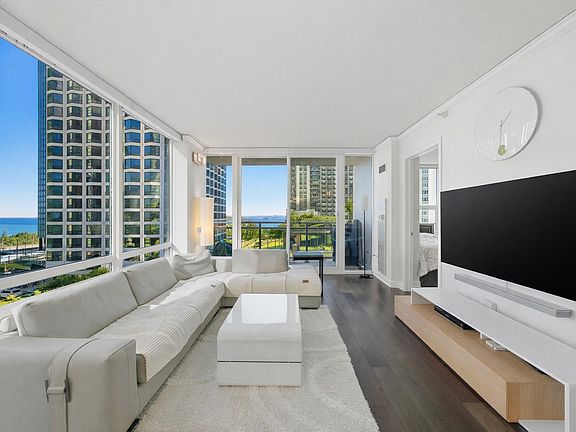 3rd image of 201 N Westshore Dr APT 1002