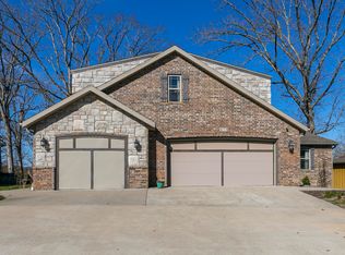 875 S 21st Ave, Ozark, MO 65721