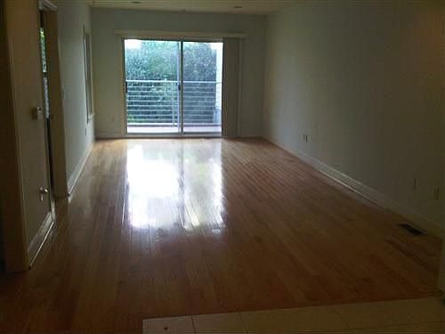 1st image of 220 Guerrero St APT 2