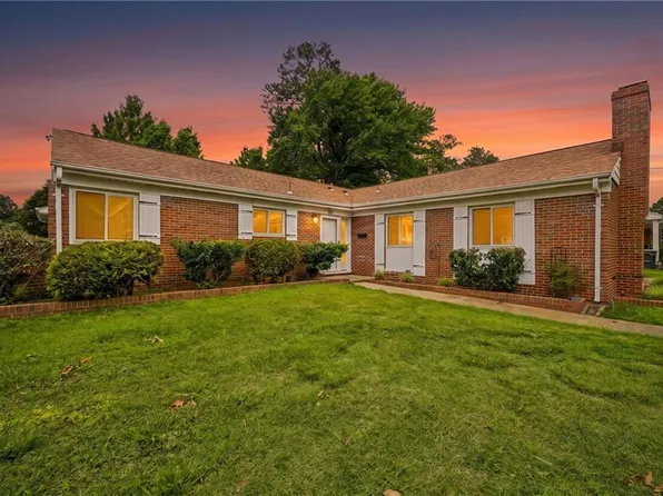 611 Charlton Dr, Hampton, VA 23666