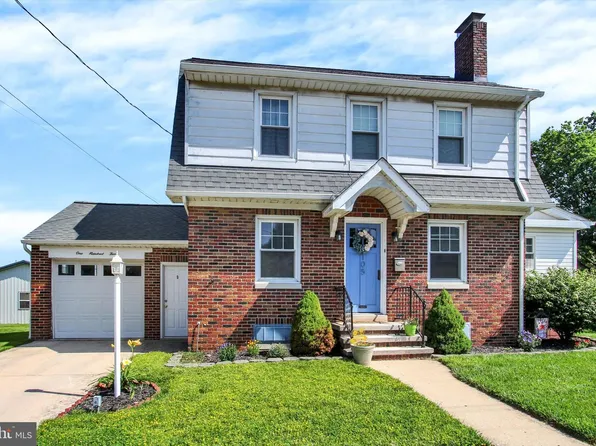 105 Allegheny Ave, Hanover, PA 17331