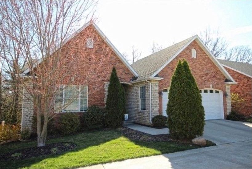 1st image of 2320 Chatham Rd