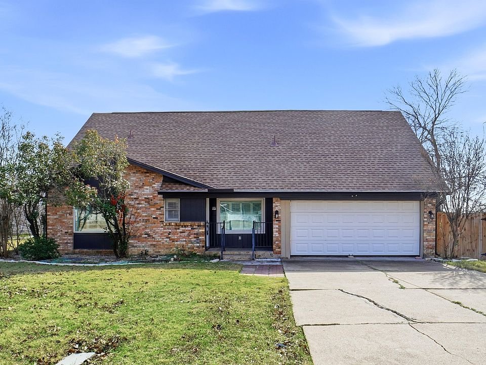 1st image of 3822 Calgary Ct E