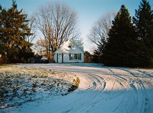 3919 Ruth Ave, Lansing, MI 48910