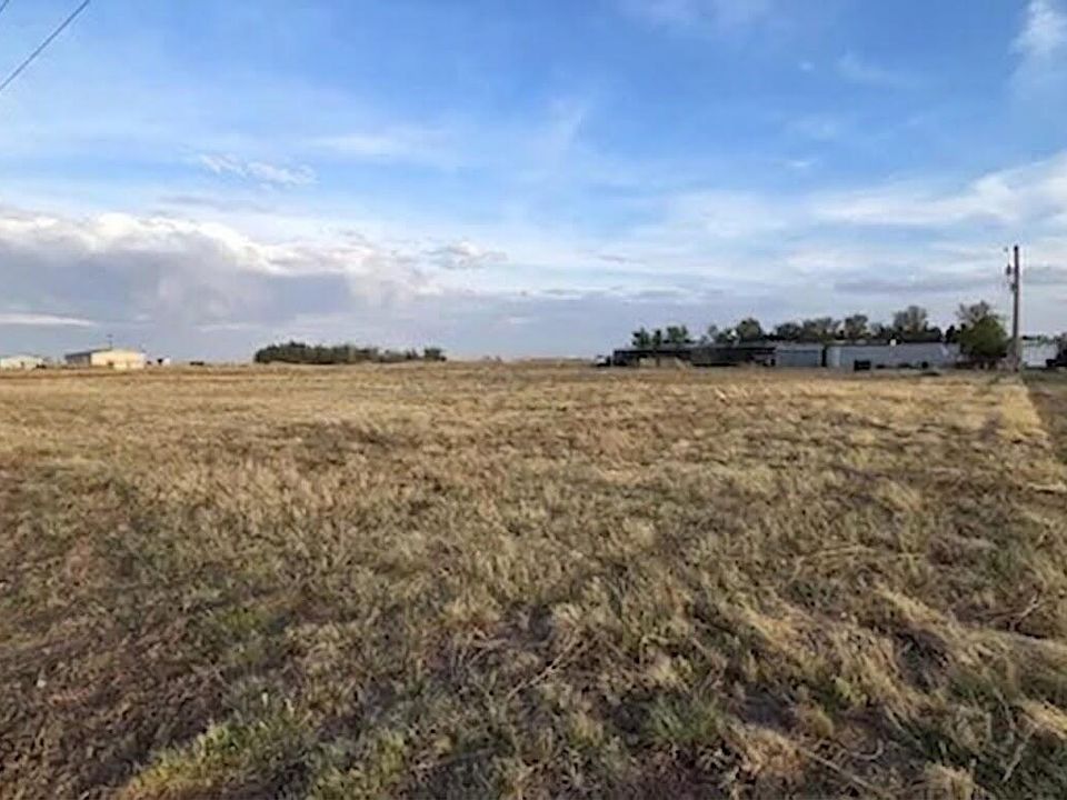 2nd image of 605 E Private Road 7240