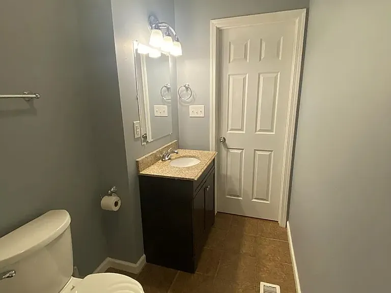 3531 W Festive Dr #1 — Photo 18
