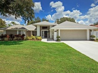 83 Woodside Dr, Lakeland, FL 33813