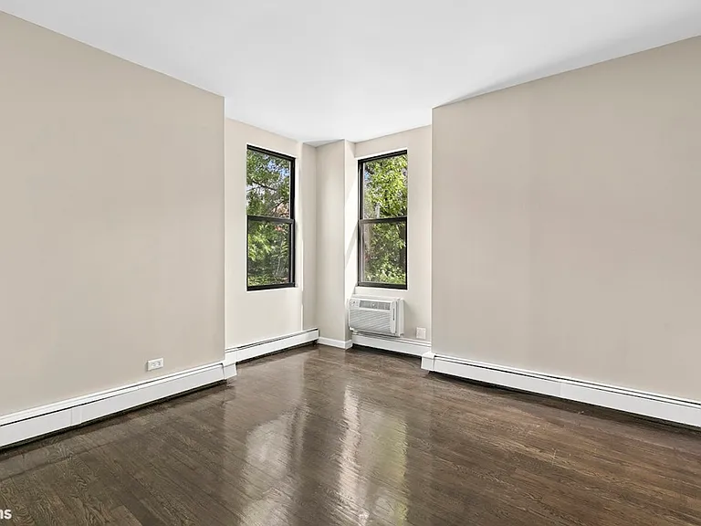 48 W 105th St #2B — Photo 8