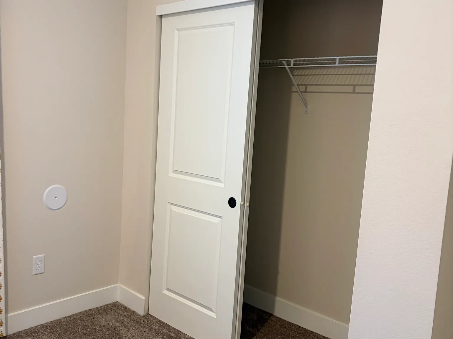 1 bed, 1000 sqft, $1,000 — Photo 4