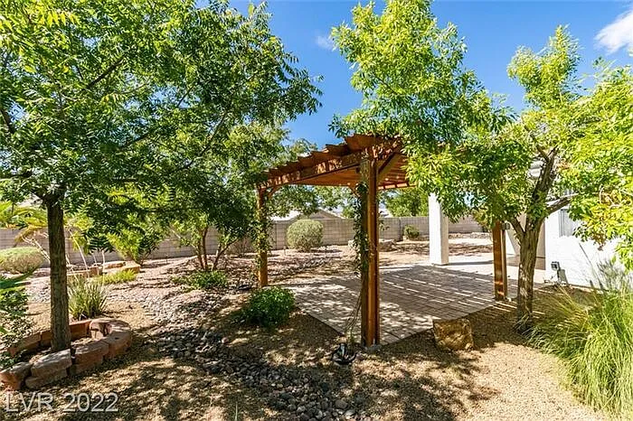 279 Deerleap Cir — Photo 25