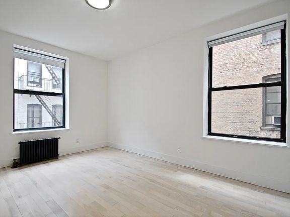 2nd image of 66 Saint Nicholas Pl #31B