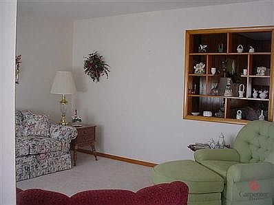 5th image of 1002 North Dr