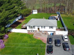 233 Curran Rd, Cumberland, RI 02864