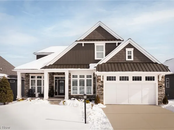 10179 Brookhaven Ln, Brecksville, OH 44141