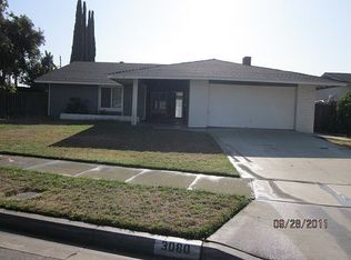3080 Shade Tree Ln, Riverside, CA 92503