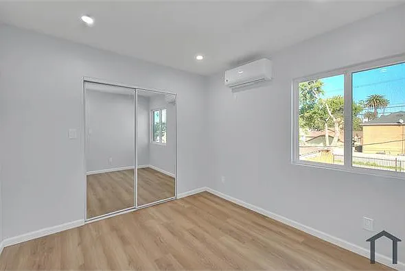 2 bed, $2,887 — Photo 4