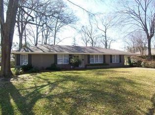 9418 S Riveroaks Dr, Baton Rouge, LA 70815